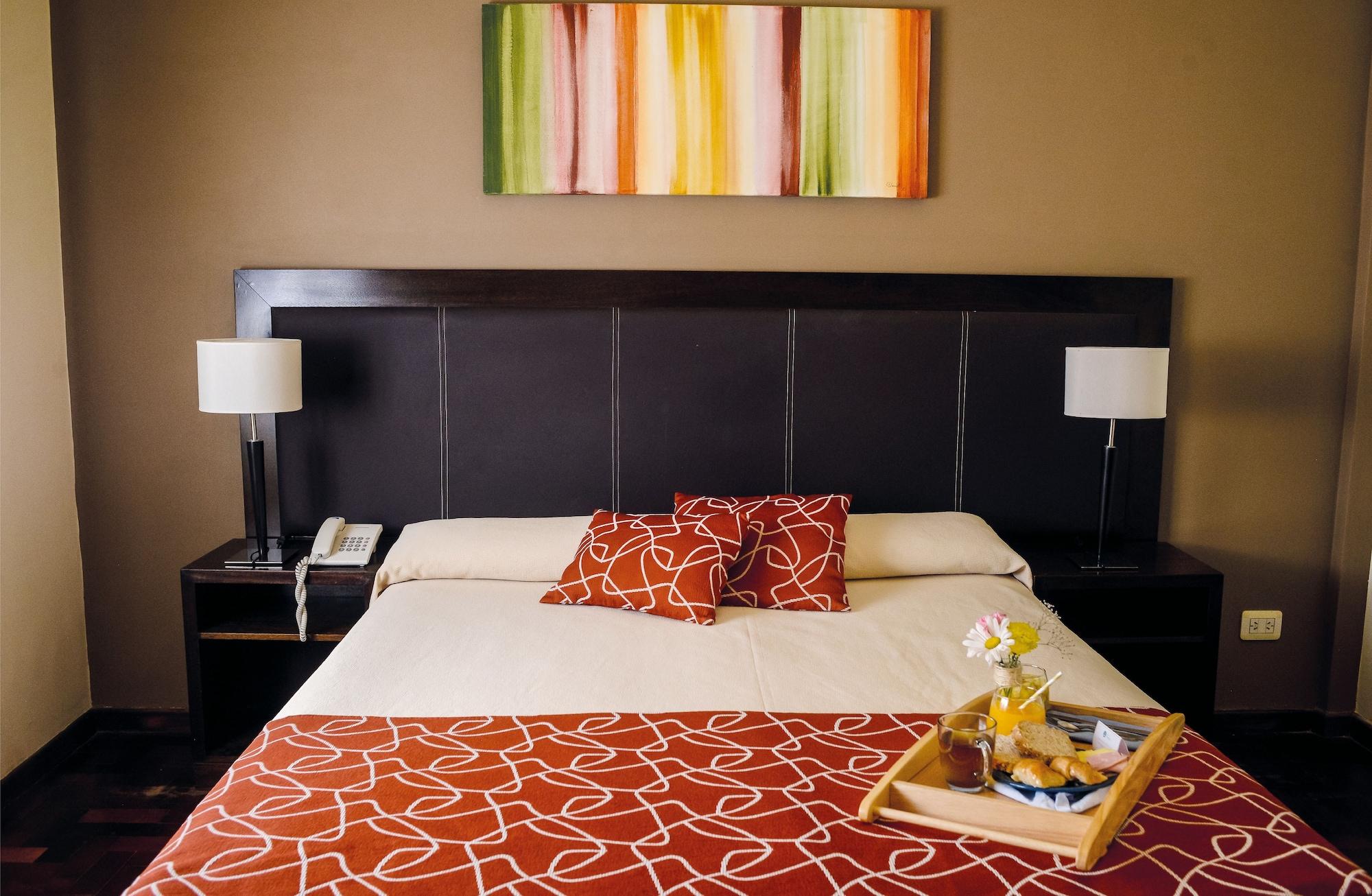 Hotel Premier San Miguel de Tucumán Екстериор снимка
